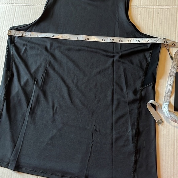 NWT-Donna Karen active-S-black-sleeveless tank top with mesh on back & on sides. - Picture 7 of 9